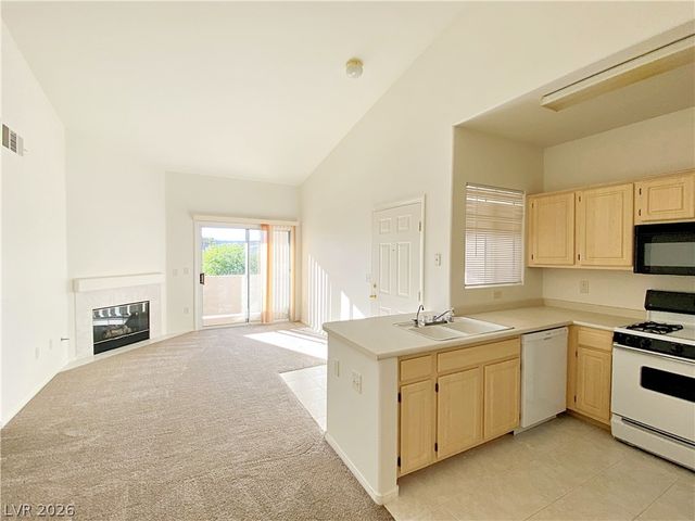 855 North Stephanie Street 2722, Henderson, NV 89014