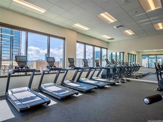 1515 Liona Street 2718, Honolulu, HI 96814