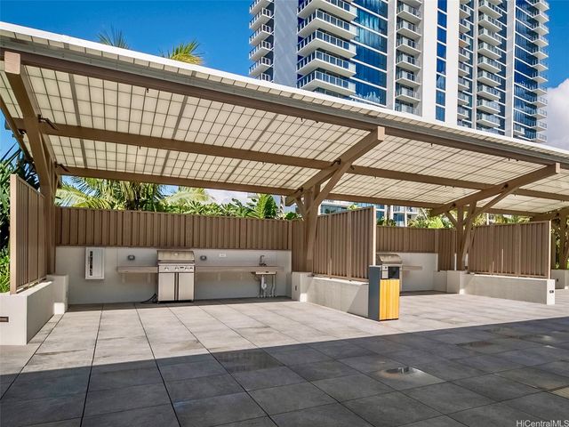 1515 Liona Street 2718, Honolulu, HI 96814