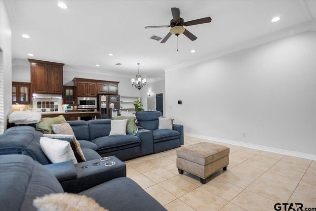 1599 Skidmore Lane, Tyler, TX 75703
