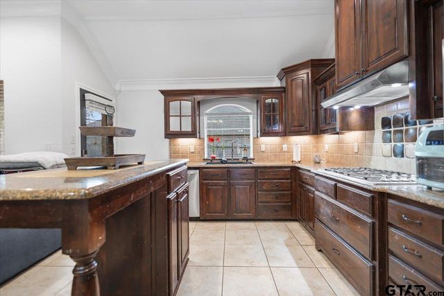 1599 Skidmore Lane, Tyler, TX 75703