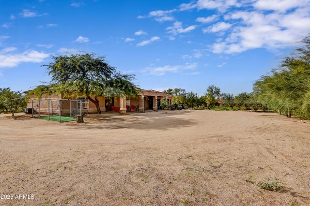 6032 E Skinner Drive, Cave Creek, AZ 85331