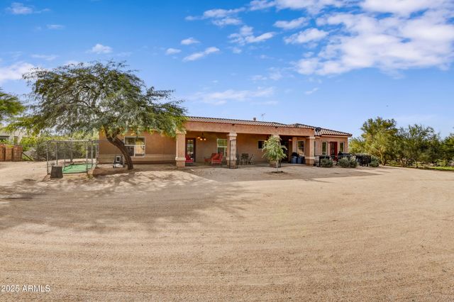 6032 E Skinner Drive, Cave Creek, AZ 85331