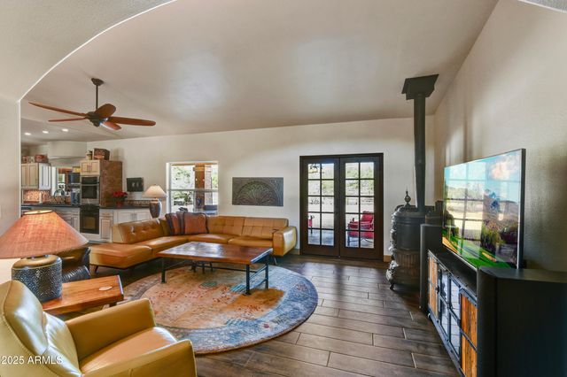 6032 E Skinner Drive, Cave Creek, AZ 85331