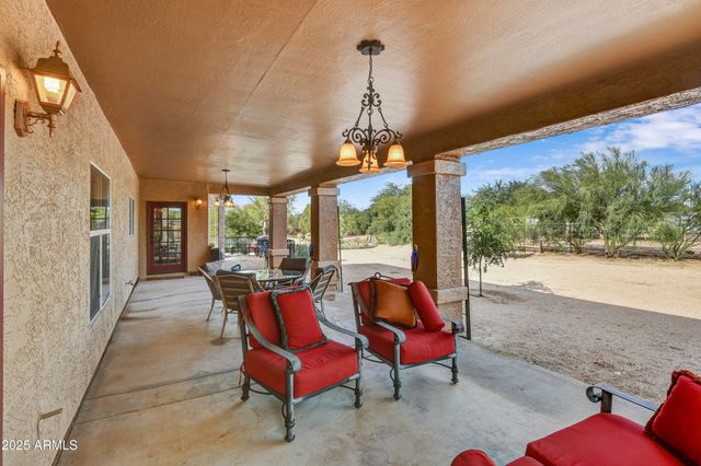 6032 E Skinner Drive, Cave Creek, AZ 85331