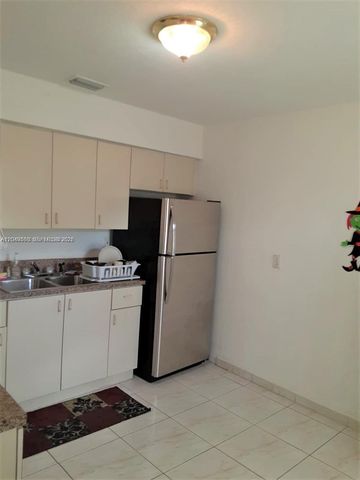 3062 NW 60th St, Miami, FL 33142