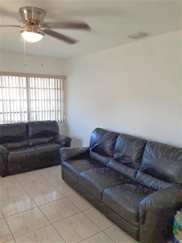 3062 NW 60th St, Miami, FL 33142