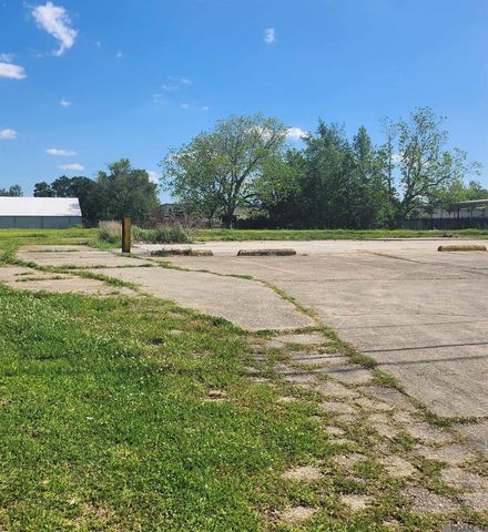 10554 Greenwell Springs Rd, Baton Rouge, LA 70814