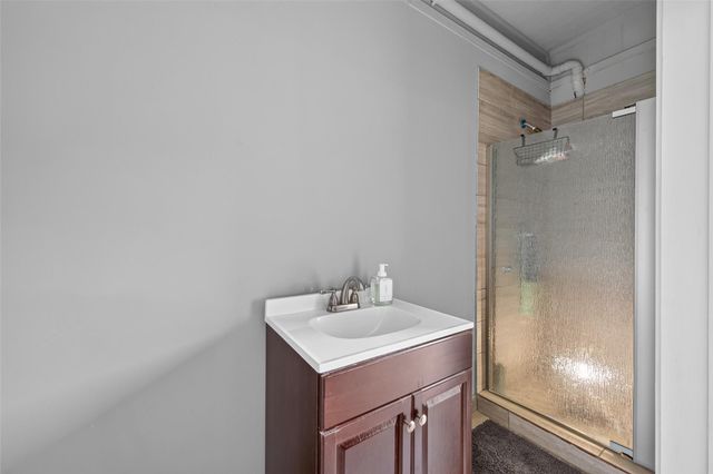 10635 Seaford Drive, Houston, TX 77089