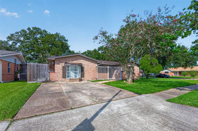 10635 Seaford Drive, Houston, TX 77089