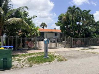 17935 NW 48th Ct, Miami Gardens, FL 33055