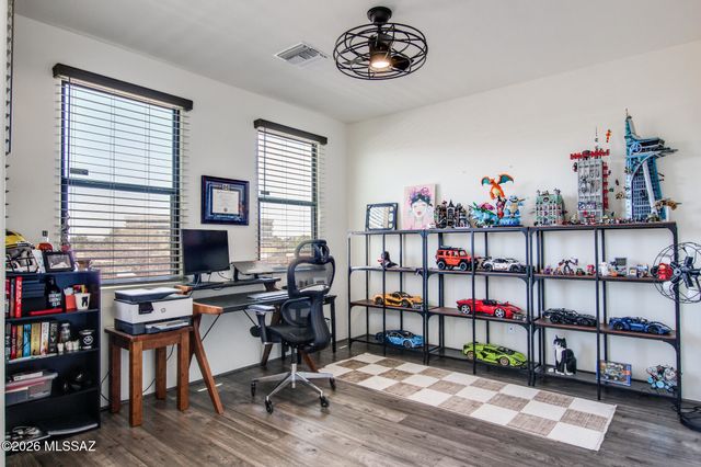 383 E Croydon Park Road, Tucson, AZ 85704