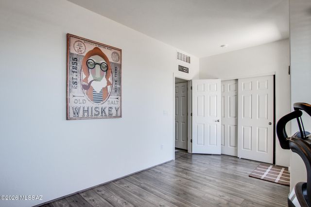 383 E Croydon Park Road, Tucson, AZ 85704