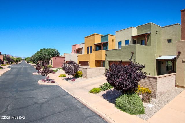 383 E Croydon Park Road, Tucson, AZ 85704