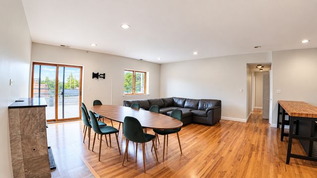 6005 N Kimball Avenue 2A, Chicago, IL 60659
