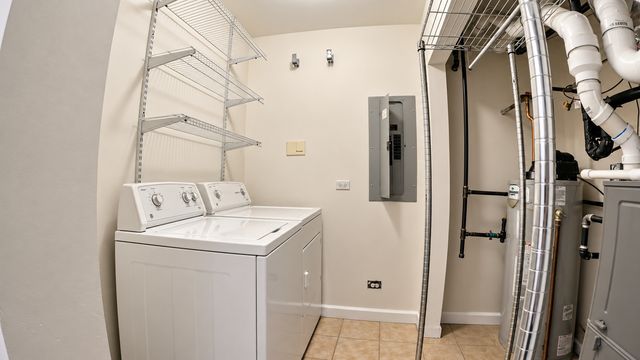 6005 N Kimball Avenue 2A, Chicago, IL 60659