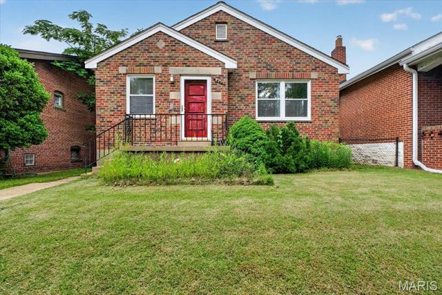 4131 Quincy Street, St Louis, MO 63116