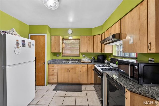 4131 Quincy Street, St Louis, MO 63116