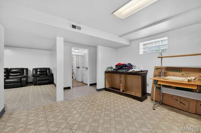 4131 Quincy Street, St Louis, MO 63116