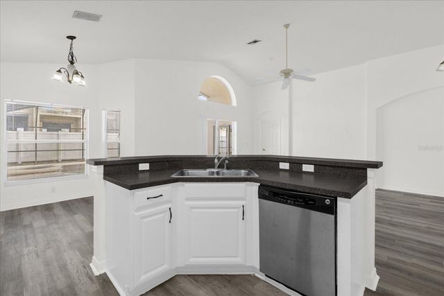 726 KILDRUMMY DRIVE, Davenport, FL 33896