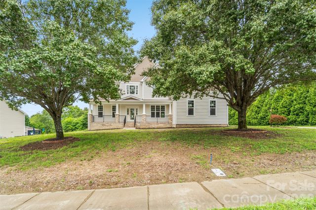 1047 Hearth Lane SW, Concord, NC 28025