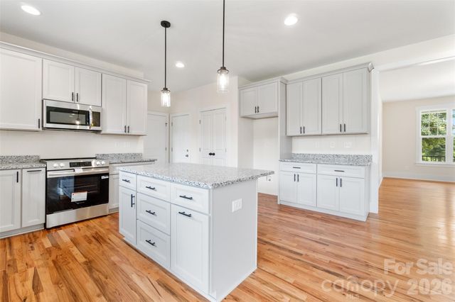 1047 Hearth Lane SW, Concord, NC 28025