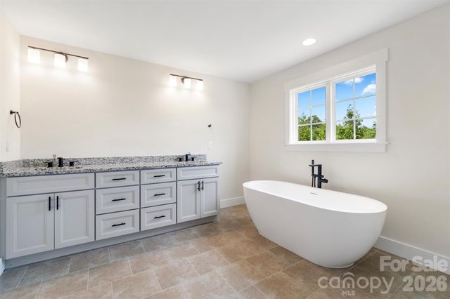 1047 Hearth Lane SW, Concord, NC 28025