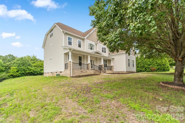 1047 Hearth Lane SW, Concord, NC 28025