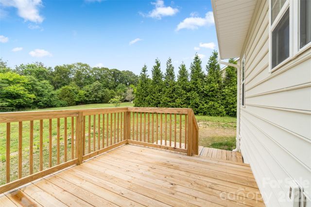 1047 Hearth Lane SW, Concord, NC 28025