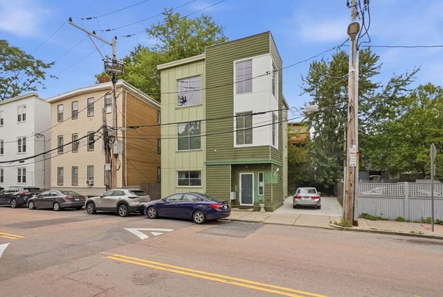 21 Lamartine St 3, Boston, MA 02130