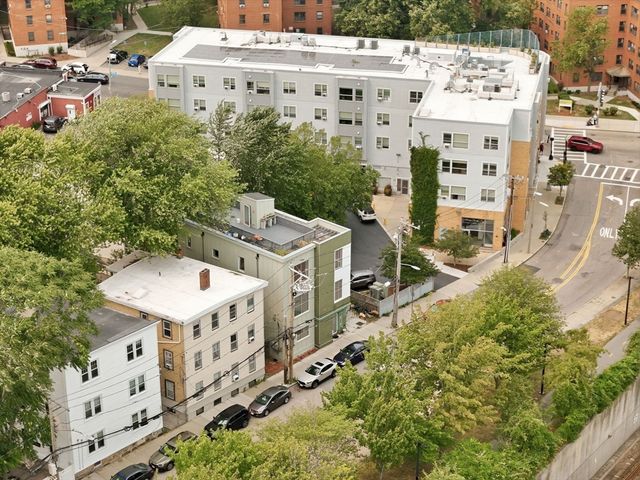 21 Lamartine St 3, Boston, MA 02130