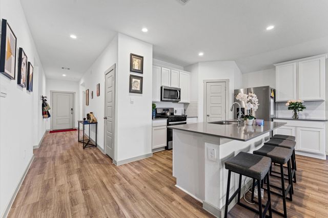 903 Curly Angora Court, Rosharon, TX 77583