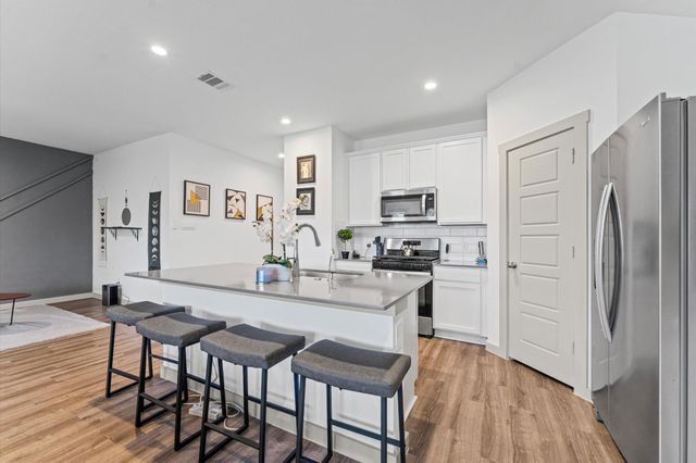 903 Curly Angora Court, Rosharon, TX 77583