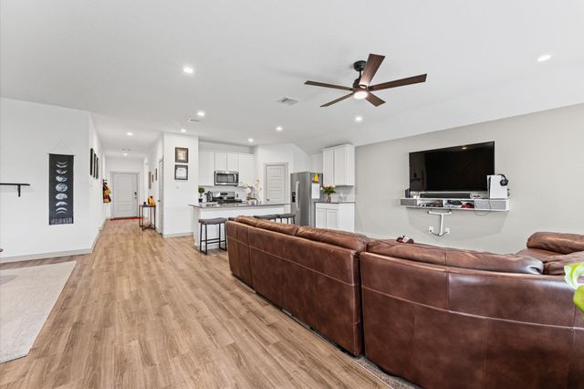 903 Curly Angora Court, Rosharon, TX 77583