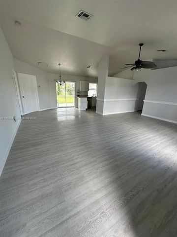 1306 SW 11 th, Cape Coral, FL 33991