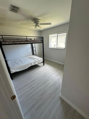 1306 SW 11 th, Cape Coral, FL 33991