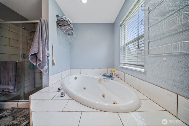 5513 Park Place Loop SE, Lacey, WA 98503