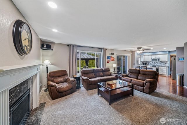 5513 Park Place Loop SE, Lacey, WA 98503