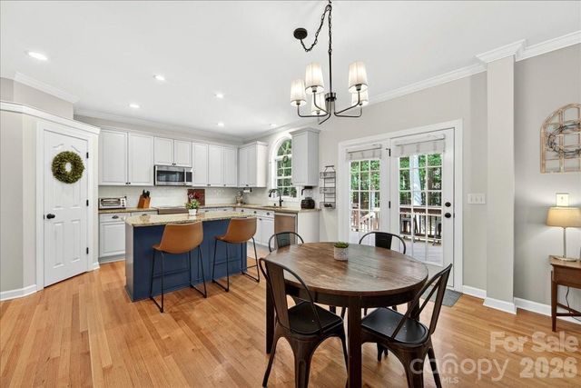 12023 Overlook Mountain Drive, Charlotte, NC 28216