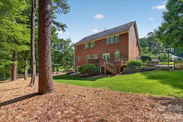 12023 Overlook Mountain Drive, Charlotte, NC 28216