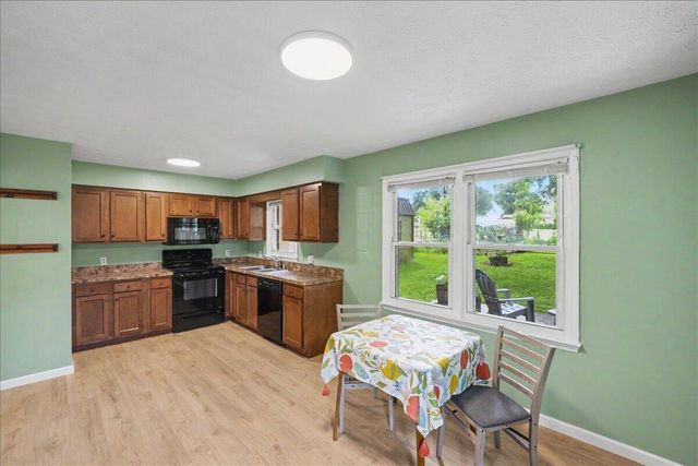 304 Oakwood Drive, Lawrenceburg, KY 40342