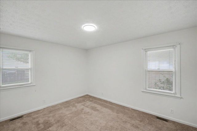 304 Oakwood Drive, Lawrenceburg, KY 40342
