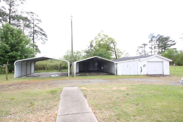 9055 Marlboro Road, Farmville, NC 27828