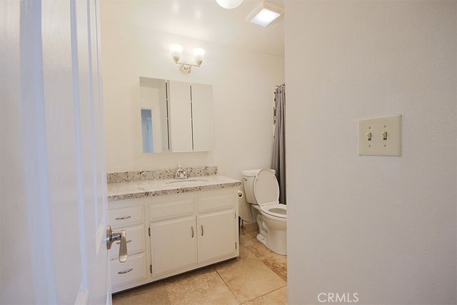 5542 Fernhill Circle B, Huntington Beach, CA 92649