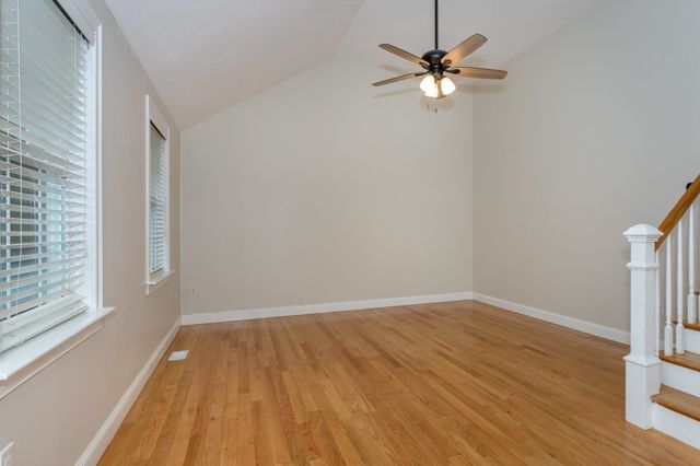 486 South St, Holbrook, MA 02343