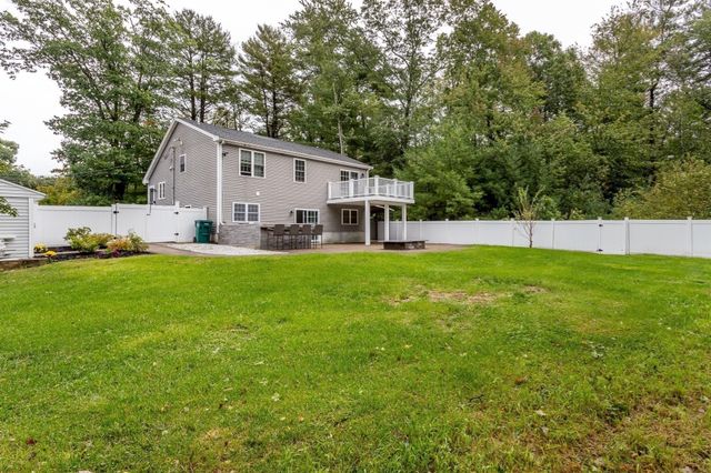 486 South St, Holbrook, MA 02343