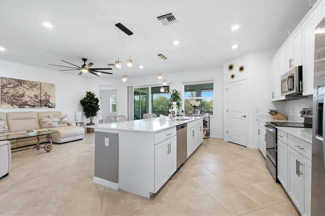 14155 POPPY FIELD LOOP 5922, Punta Gorda, FL 33955