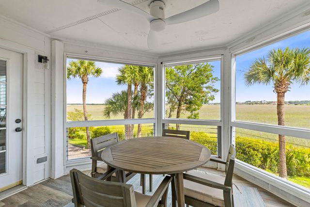 152 W Mariners Cay Drive 152, Folly Beach, SC 29439