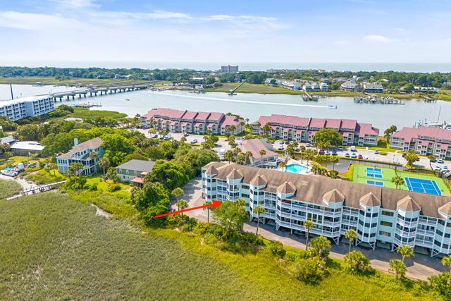152 W Mariners Cay Drive 152, Folly Beach, SC 29439