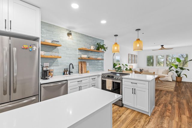 152 W Mariners Cay Drive 152, Folly Beach, SC 29439